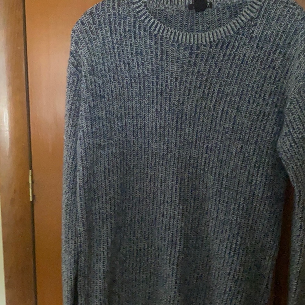 Forever 21 Long Sleeve Black and White Sweater S.